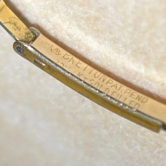 10k Gold Filled Bulova 21 Jewels Wind Up w/Adjustable Gold Filled Band Ladies - Picture 4 of 16